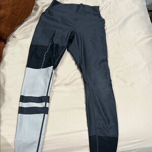 ALO airlift leggings block colors